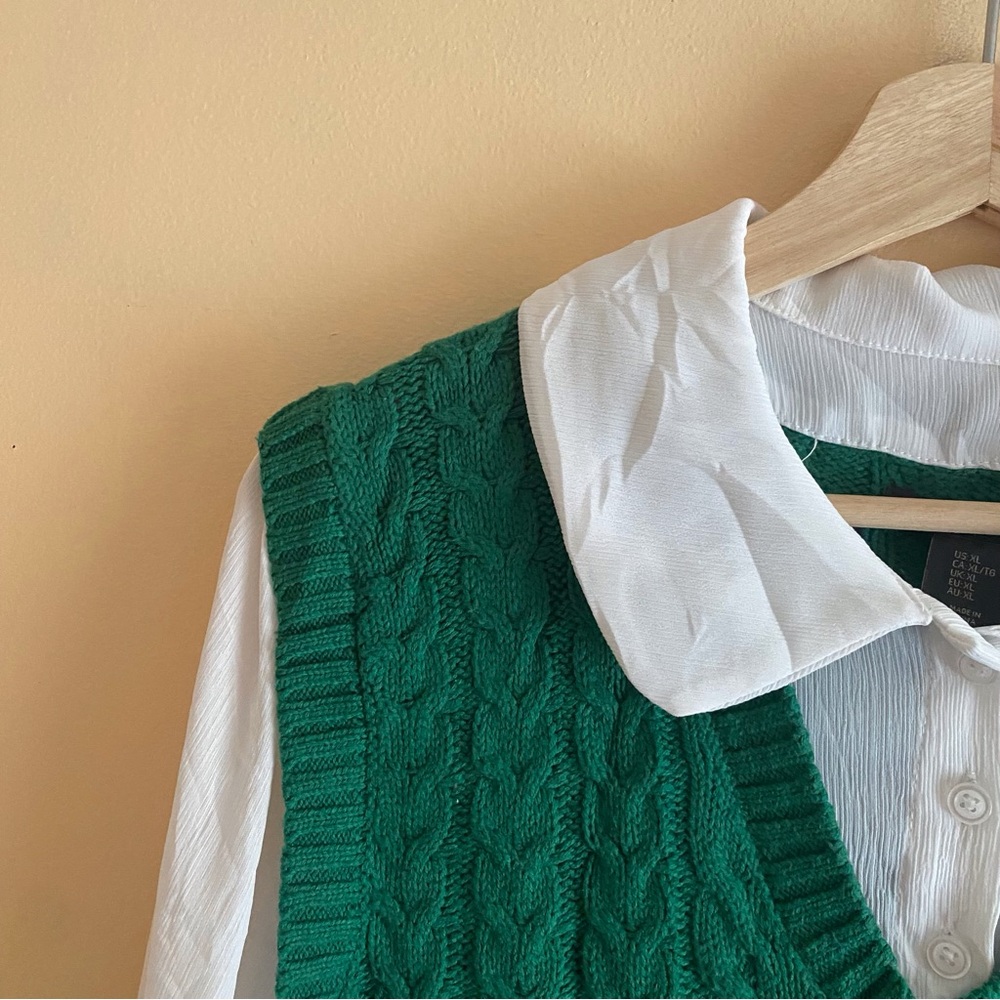 Christian Siriano White Collared Blouse Green Cable Knit Sweater Vest Preppy - Picture 4 of 13